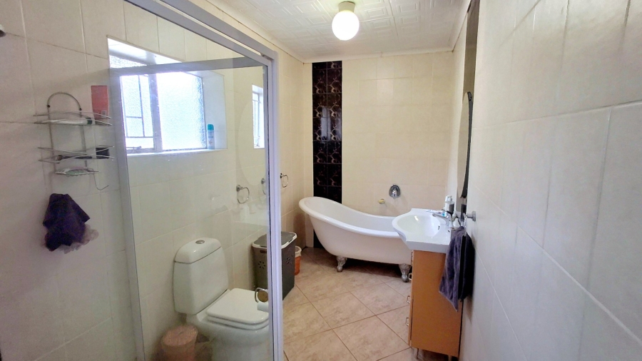 4 Bedroom Property for Sale in Vaalpark Free State